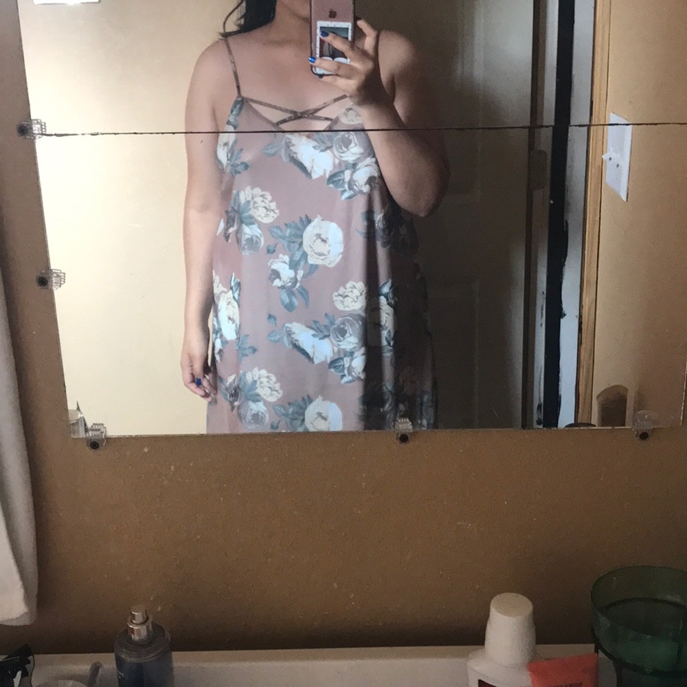 XL FLORAL DRESS